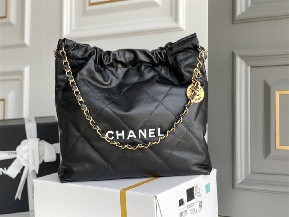 Chanel 22 bag 35cm small 2025 new 